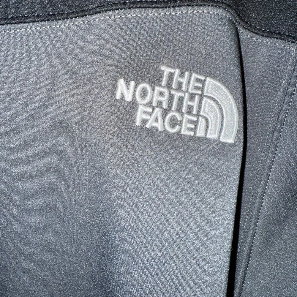 The North Face Men’s TKA‎ Stretch Zip Up Jacket size Medium